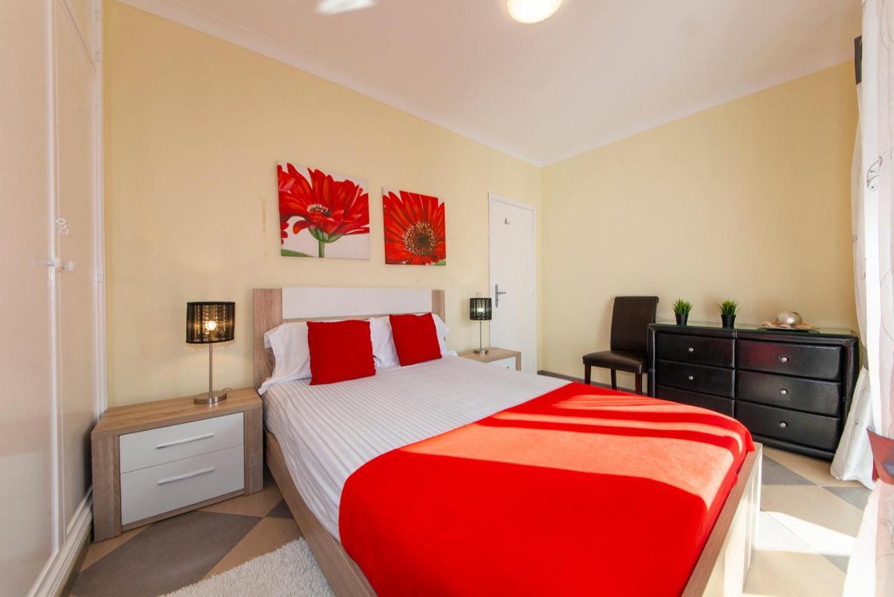 Apartment B17 - The Stunning Seaview