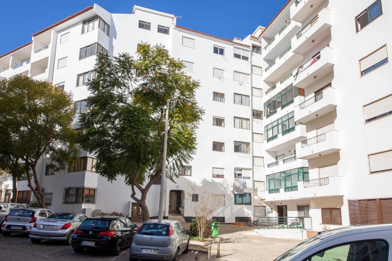 Apartment B17 - The Stunning Seaview *