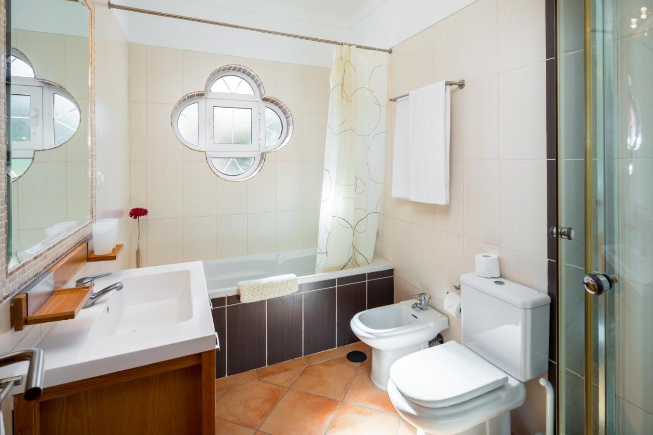 Gr 2 X Private Villas Private Pools - Up To 20 Guests Villa Albufeira