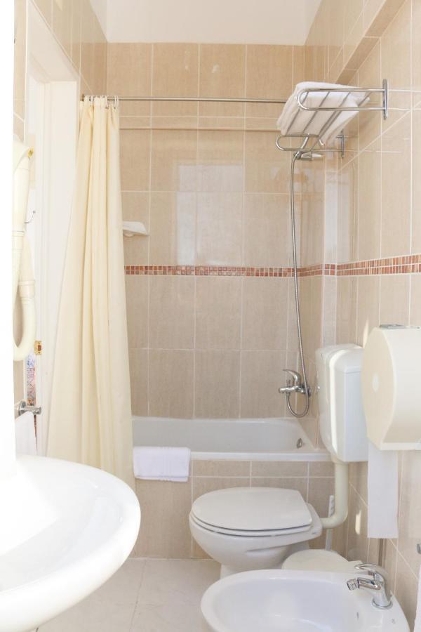 Casa Londres 3*