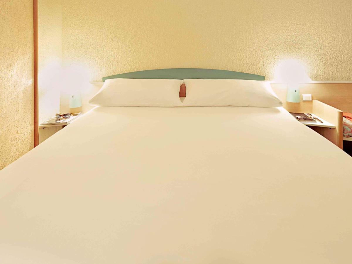 Hotel Ibis Porto Sul Europarque 2*