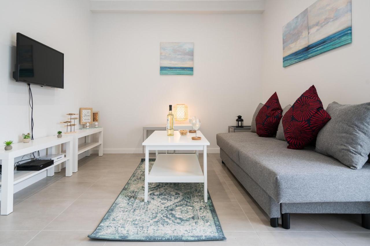 One Bedroom Seaview Urban