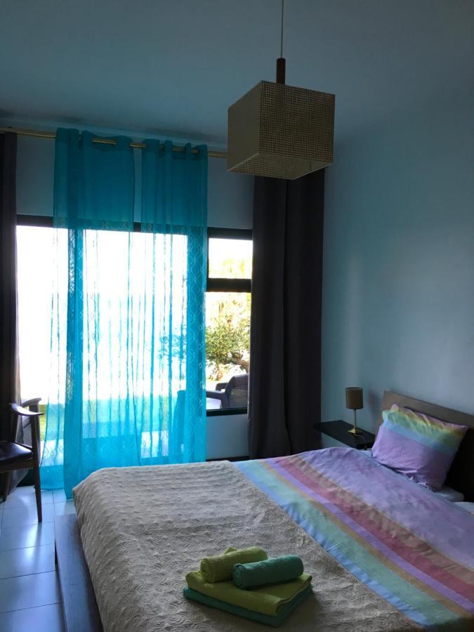 Apartment To Sea