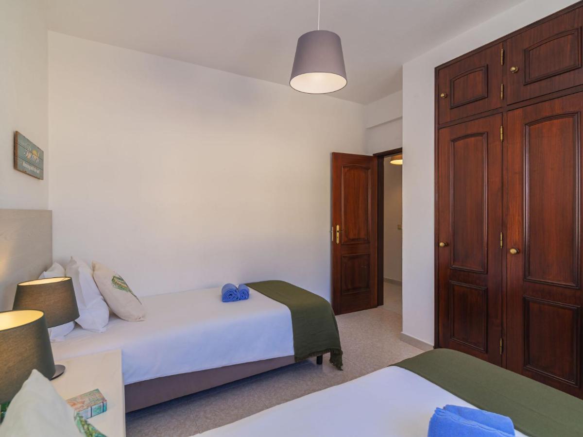 Villa Gale 600m From The By Interhome