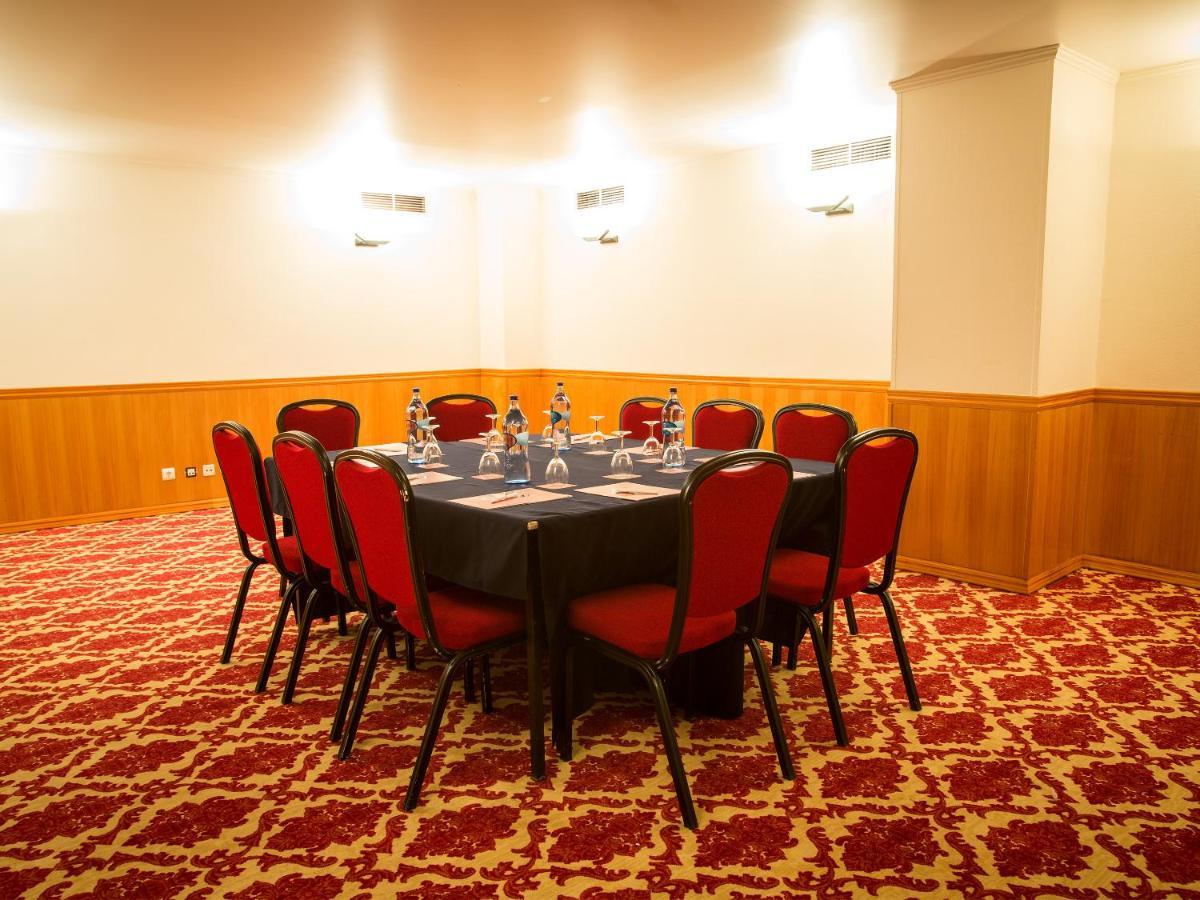 Hotel Dom Pedro Marina (adults Only) 4*