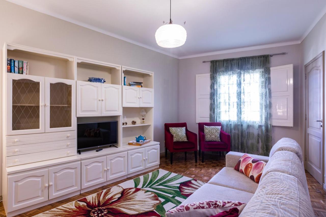 Atlantico Apartamento *
