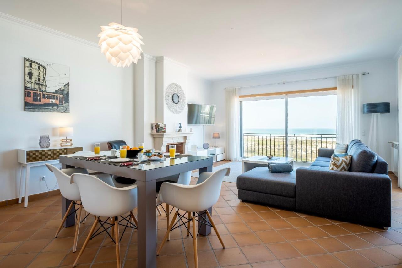 Beach Village Apartment