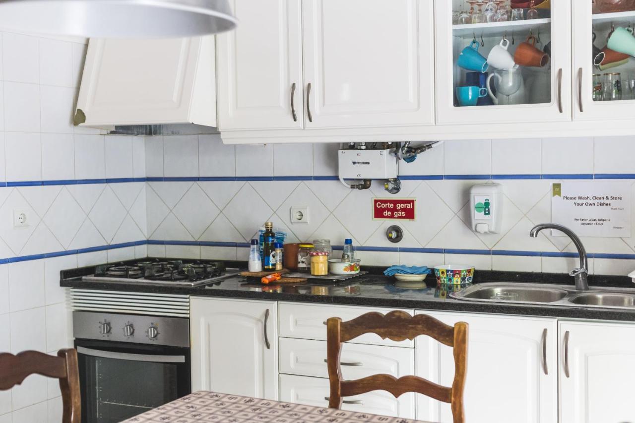 Chill Hill & Private Hostel Ericeira
