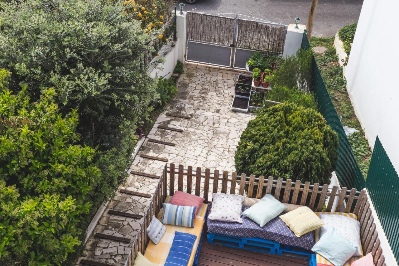 Hostel Chill Hill & Private - Peach Garden Ericeira