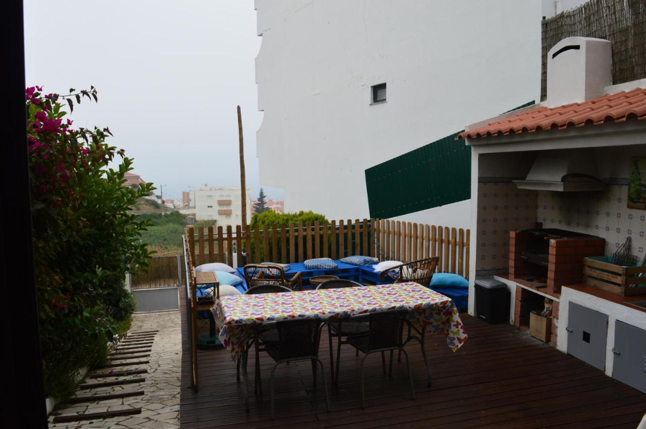 Hostel Chill Hill & Private - Peach Garden Ericeira