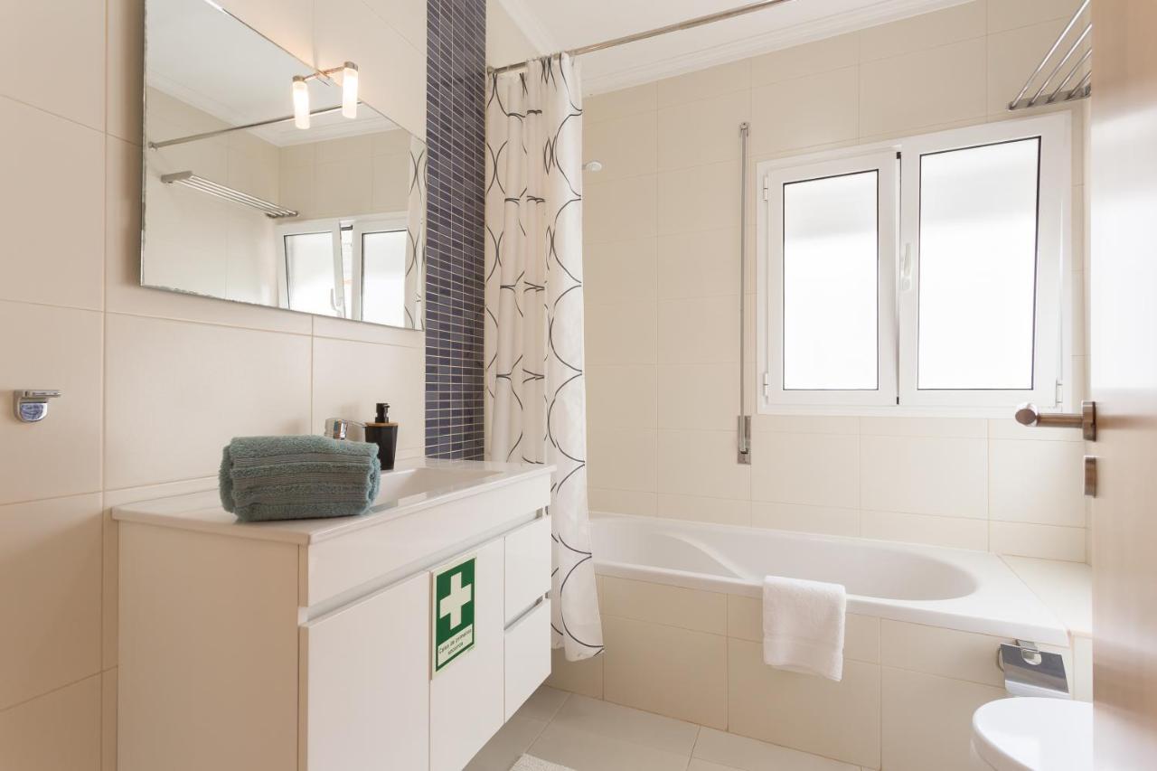 Sea Breeze Ii - Private Sea View Terrace And Office Nazare