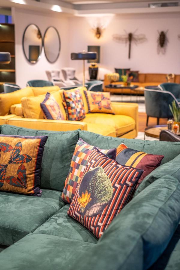 - Hotel, Termas & Hotel 4*