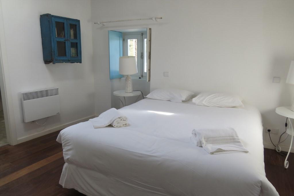 - Slow Village Hotel