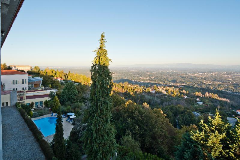 Golden Tulip 4*