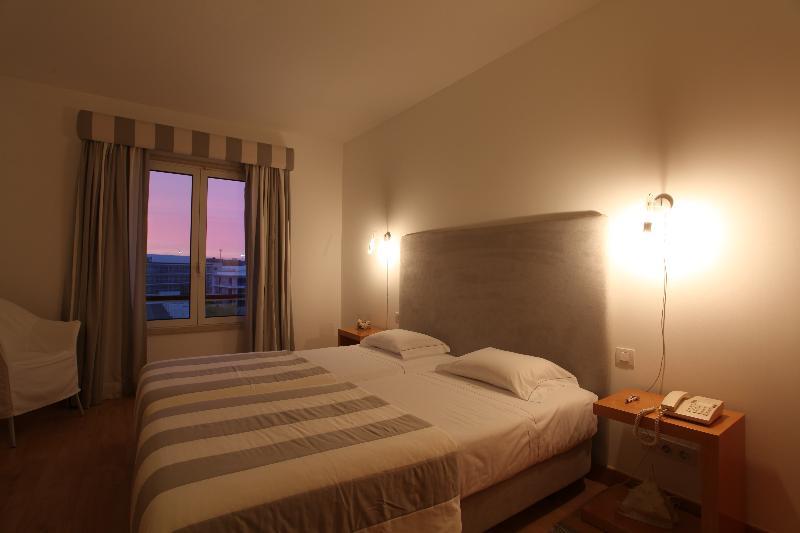 Marina Club 4*