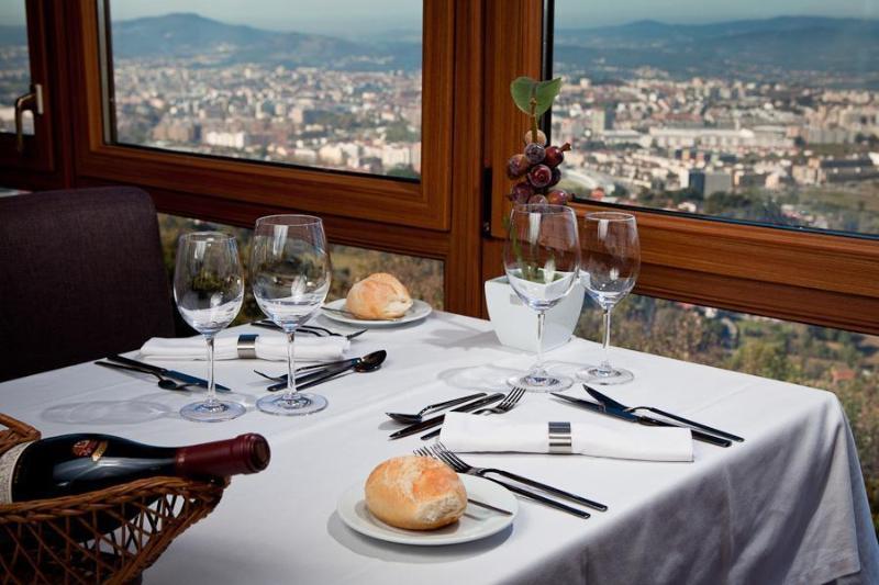 Hotel Do Elevador 4*
