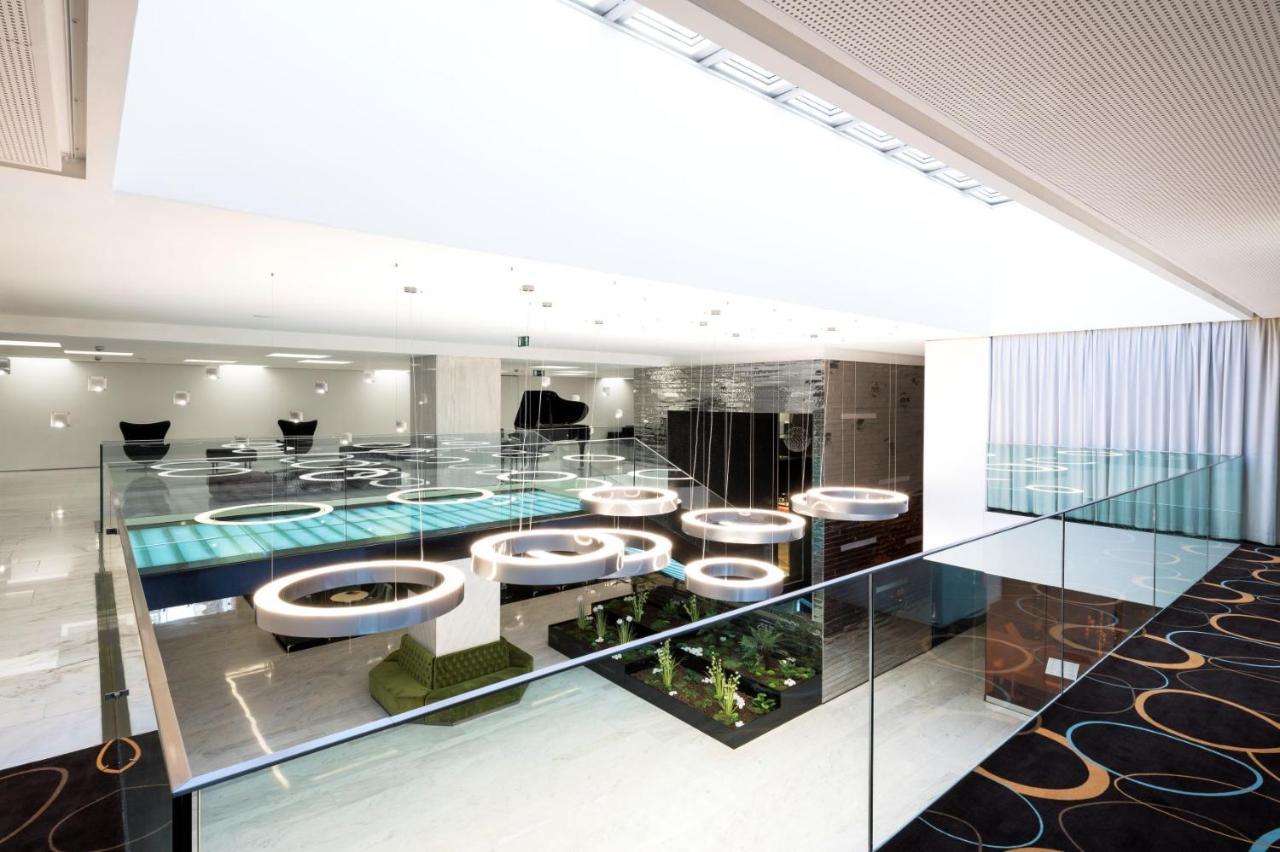 Vip Grand & Hotel 5*
