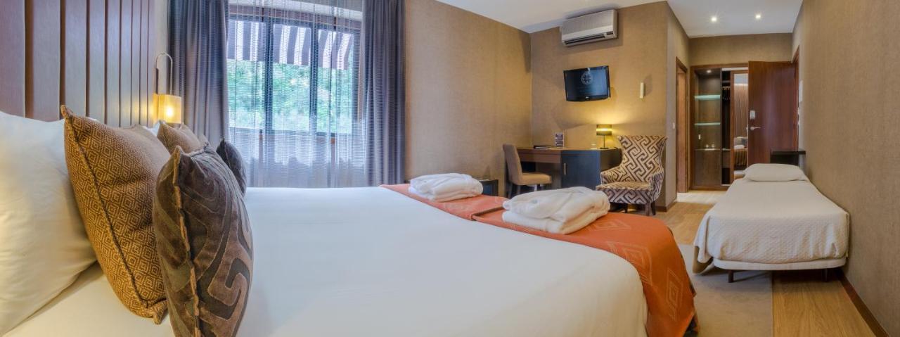 Your & Hotel Alcobaca