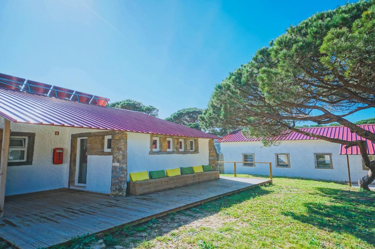 Oasis Backpackers Sintra Surf