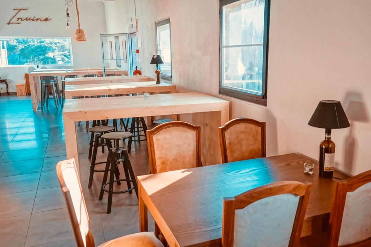 Oasis Backpackers Sintra Surf Hostal