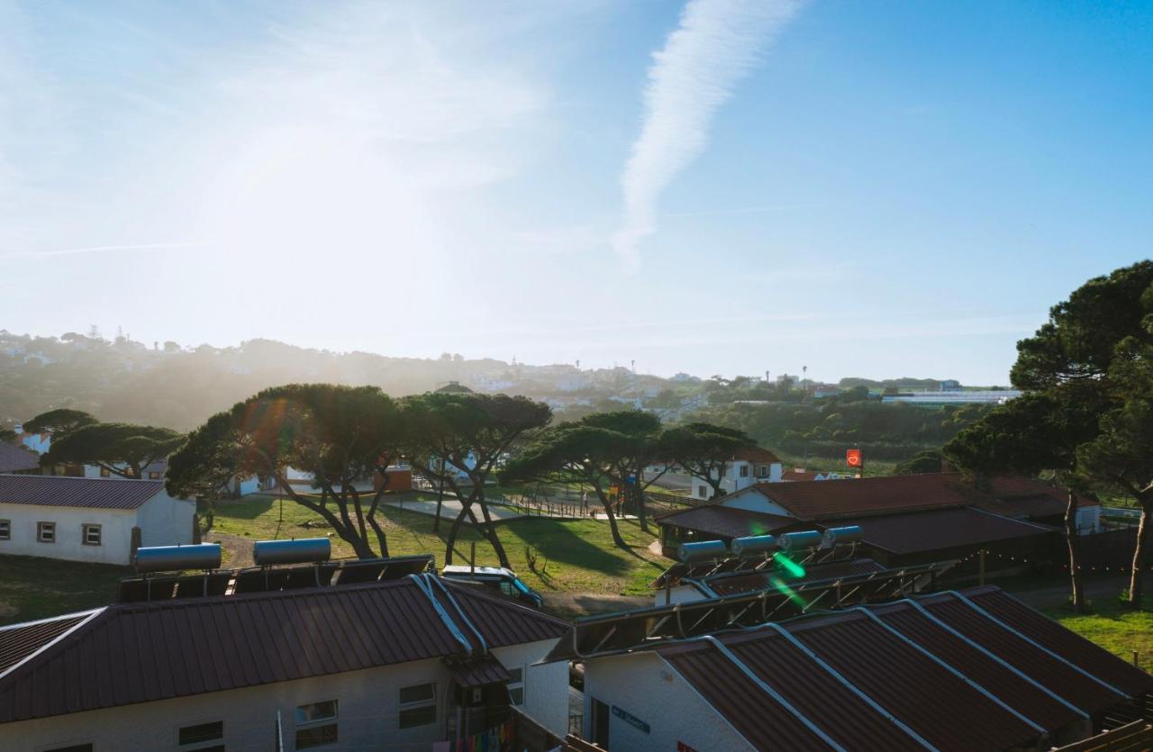 Hostal Oasis Backpackers Sintra Surf
