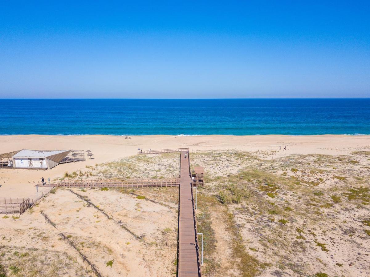 Al Tarik Praia Aparthotel