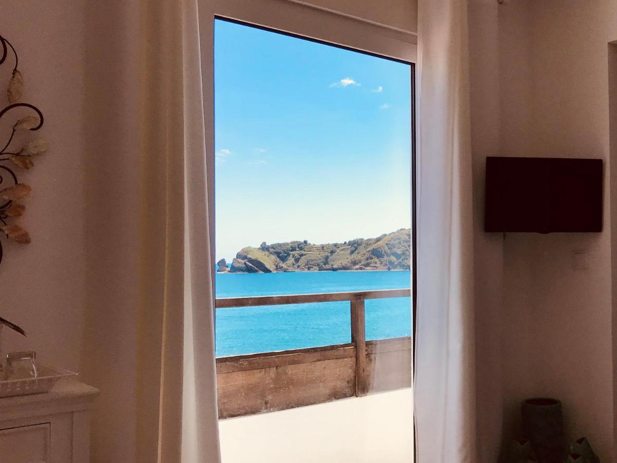 A By The Sea Homestay