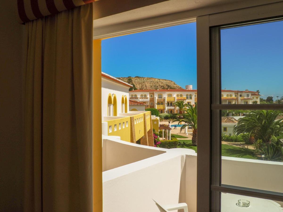 Club House Cvl Hotel 4*