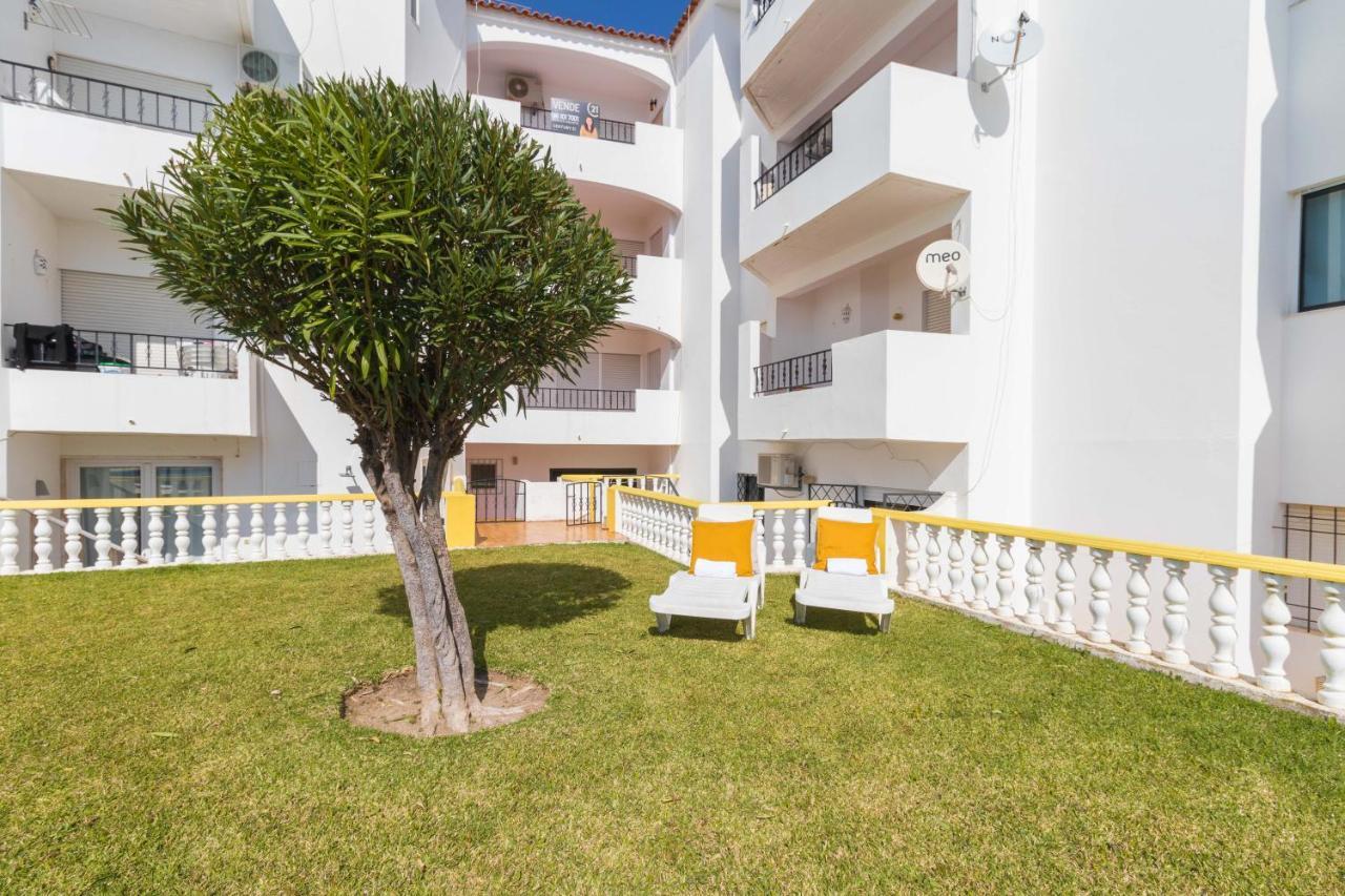 Sunny Oura By Alzira Apartment