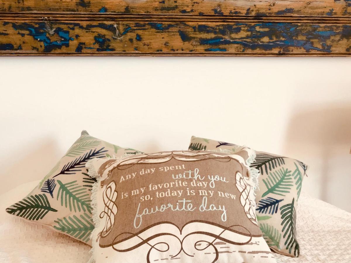 A By The Sea Homestay Vila Franca do Campo