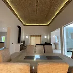 Villa \