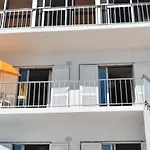 Apartamentos Encosta do Mar