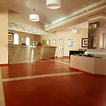 Elegant Studio With Sea View Central In Albufeira 40 M² Shared Pool