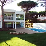 Onyria Marinha Boutique Hotel