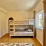 Eco Ljmonade Hostel