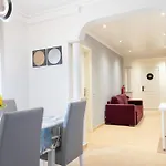Vinyl Flat Bed & Breakfast - Rooms