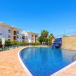 Bnb Homes Ocean View Apartment With Lovely Terrace, 2 Swimming Pools & Tennis Court