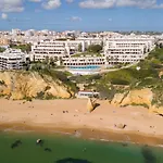 Bellevue By The Sea - Oceanfront For 4 With Stunning Views At Praia Dona Ana
