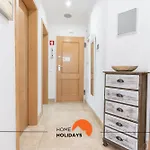 #228 Garrett Flats By Home Holidays