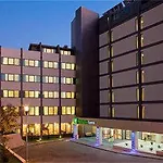 Holiday Inn Express Lisboa Aeroporto