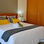 Villa Henriques