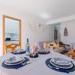 Albufeira Centrally Located Apartment With Pool View