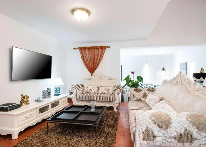 Casa Birre Guesthouse