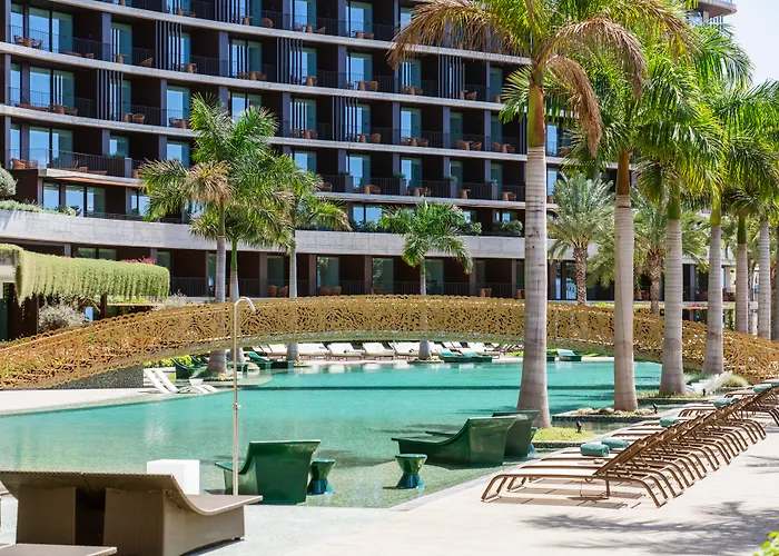 Savoy Palace - The Leading Hotels Of The World - Savoy Signature