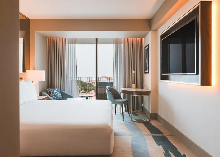 Legacy Hotel Cascais, Curio Collection By Hilton