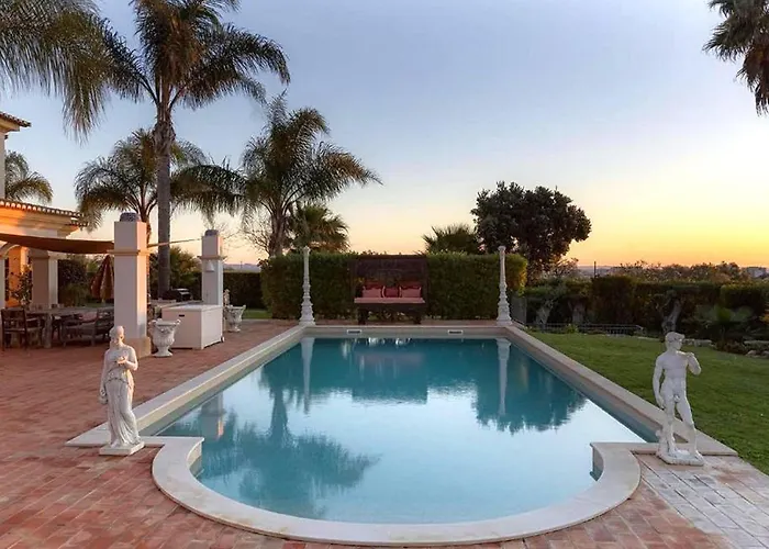Luxury Villa With Gym, Jacuzzi And Swimming Pool