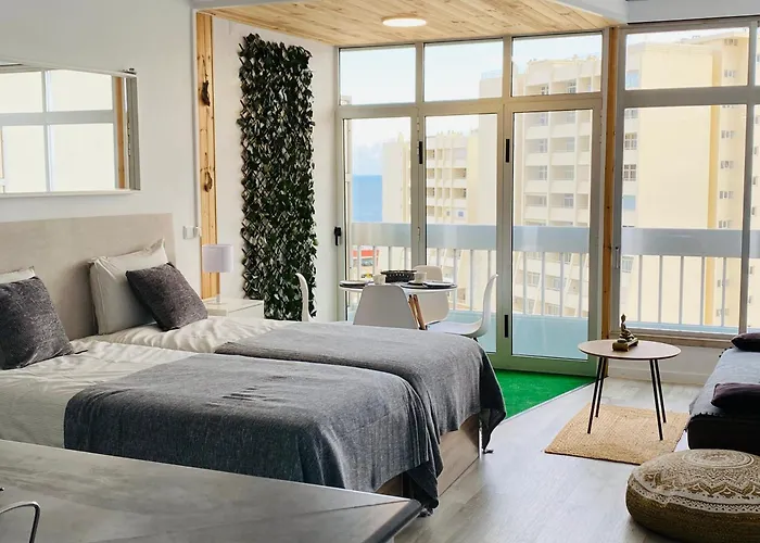 Lovely Studio Apartment With Sea View In Praia Da Rocha