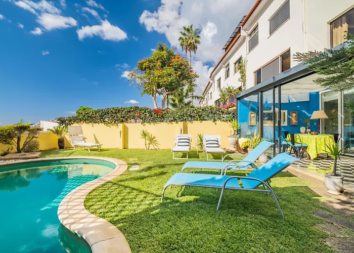 Casa da Ilha - By Wehost