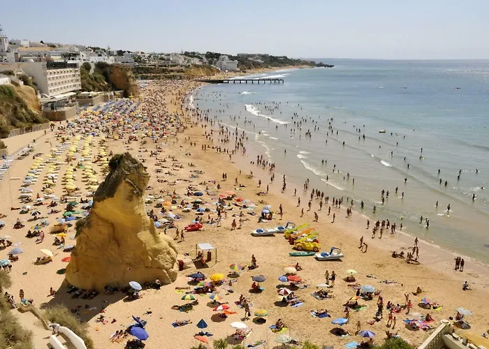 Albufeira 2 Bedroom Apartment 5 Min. From Falesia Beach And Close To Center! I