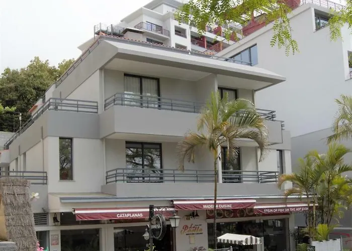 Apartamentos Turísticos Vitoria by Petit Hotels